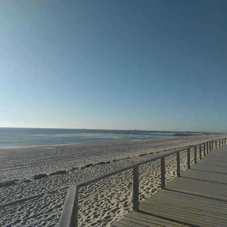 הוילה Gafanha da Nazaré Moradia Entre O Mar E A Ria מראה חיצוני תמונה